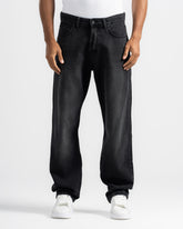 بنطلون جينز بقصه واسعه